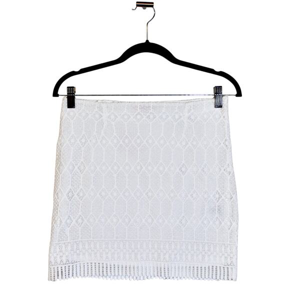 KOTON Lace White Mini Skirt Size Small NWT - Picture 2 of 3